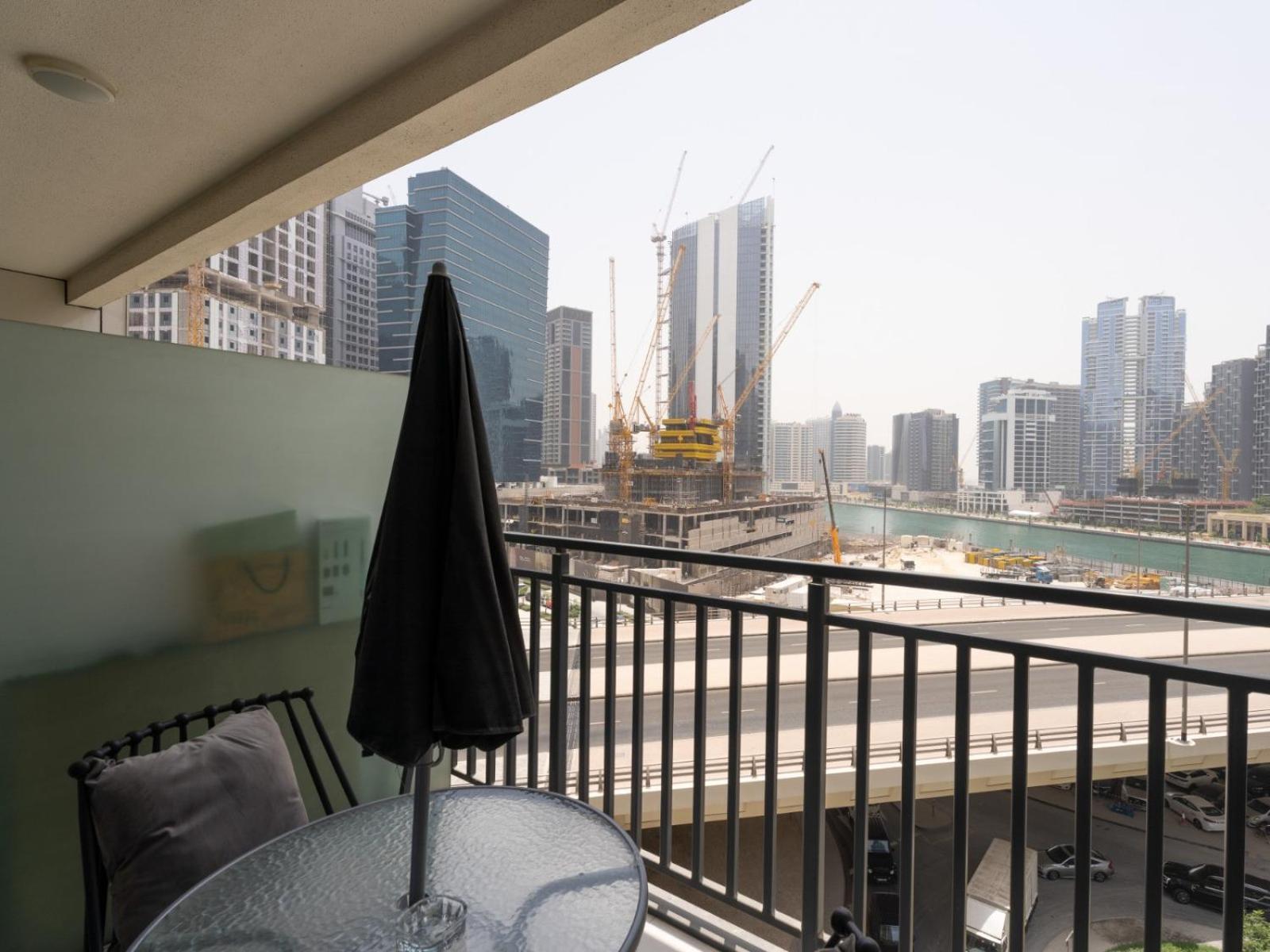 Prestige 1br In Zada Tower-31 Apartment Dubai