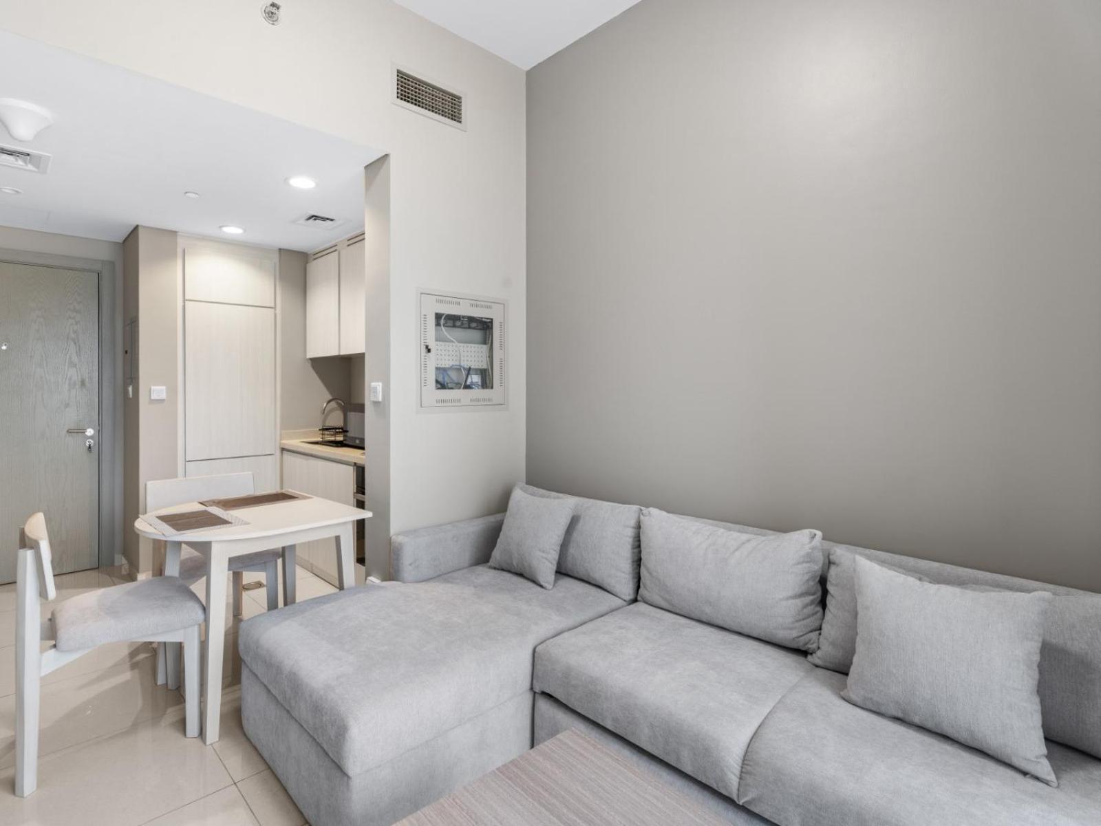 Apartment Prestige 1br In Zada Tower-31 Dubai